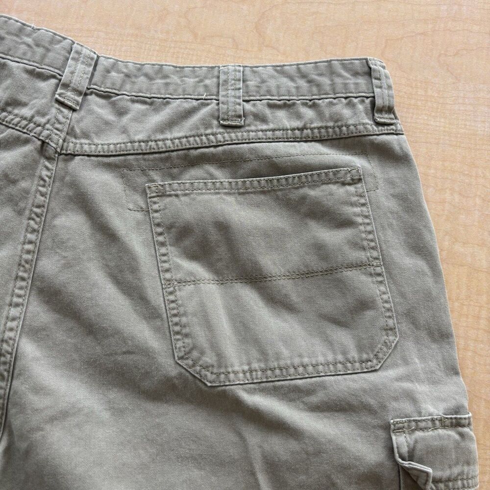 Wrangler Authentics Mens Size 42 Cargo Shorts Beige 100% Cotton ZM6LSBH - Picture 7 of 14